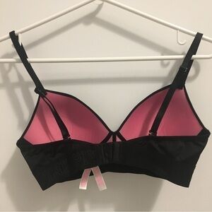 PINK Victoria's Secret Lightly lined  Black Bra Size Small